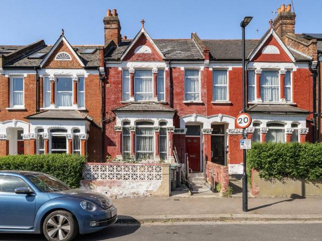 House for sale in Hornsey, Greater London