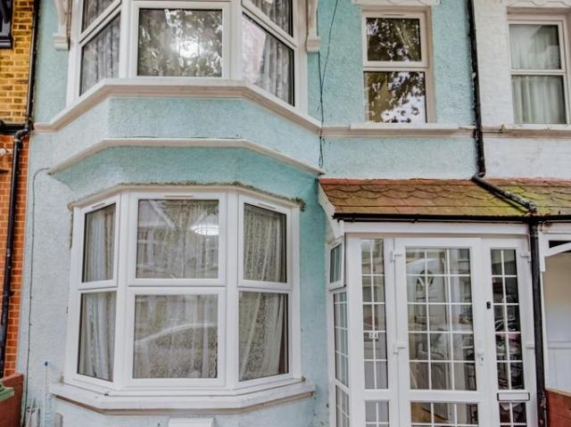 House for sale in Upton Park, Greater London