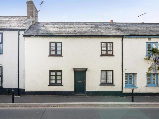 House for sale in Watergate, Devon