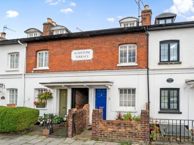 House for sale in Henley-on-Thames, Berrick Salome