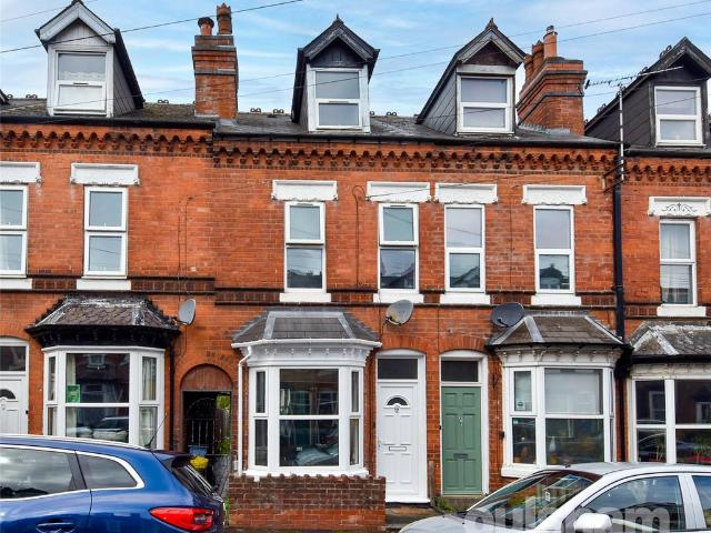 House for sale in Kings Heath, Wake Green