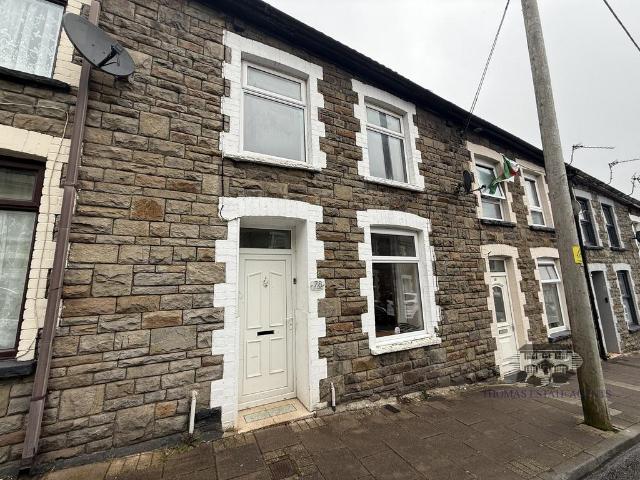 House for sale in Tonypandy, Penygraig