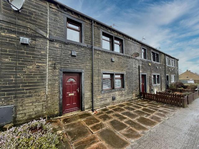 House for sale in Sun Side, Bradford