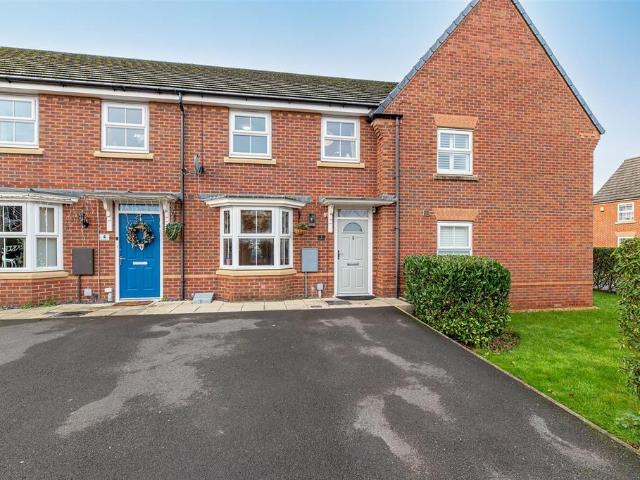 House for sale in Chapelford