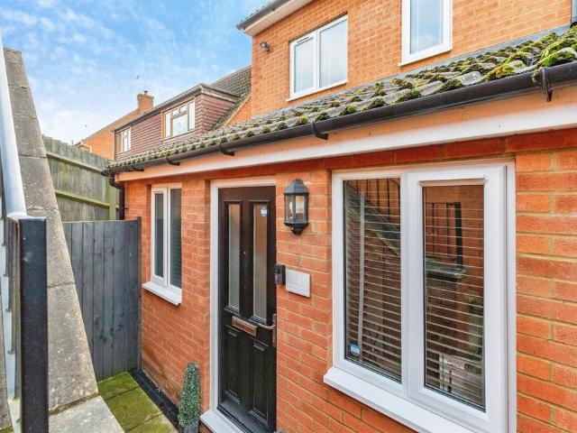 House for sale in Raunds