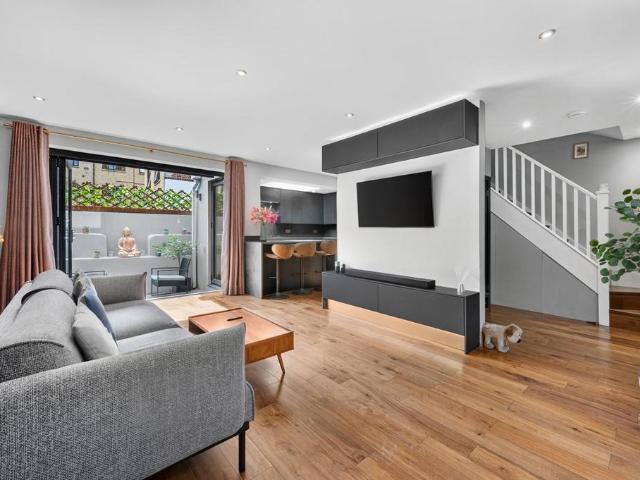 House for sale in South Hampstead, Greater London