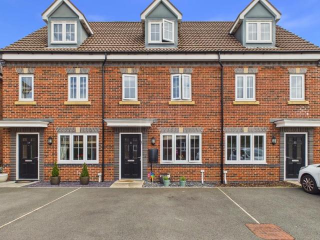 House for sale in Whittle Hall, Warrington
