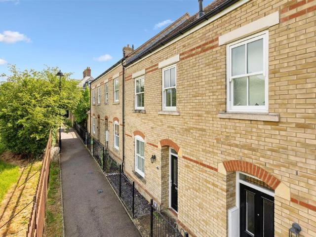 House for sale in Fairfield Park, Bedfordshire