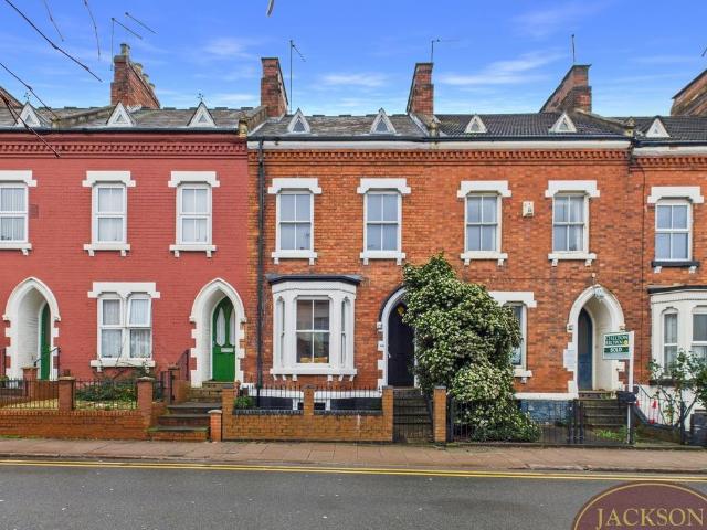 House for sale in Semilong, Northampton