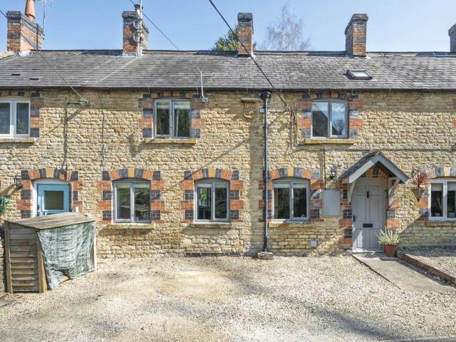 House for sale in Long Compton, Alderminster