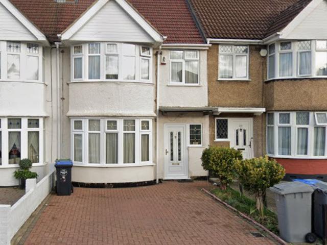 House for sale in Kingsbury, Greater London