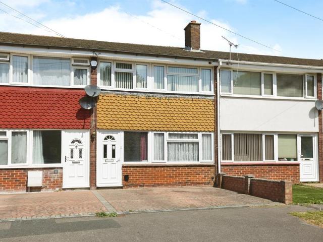 House for sale in Rowner, Middlecroft