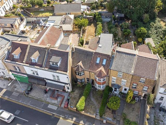 House for sale in Kings Farm, Hamerton
