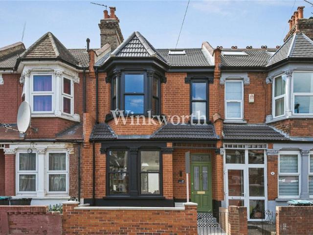 House for sale in Tottenham Hale, Greater London
