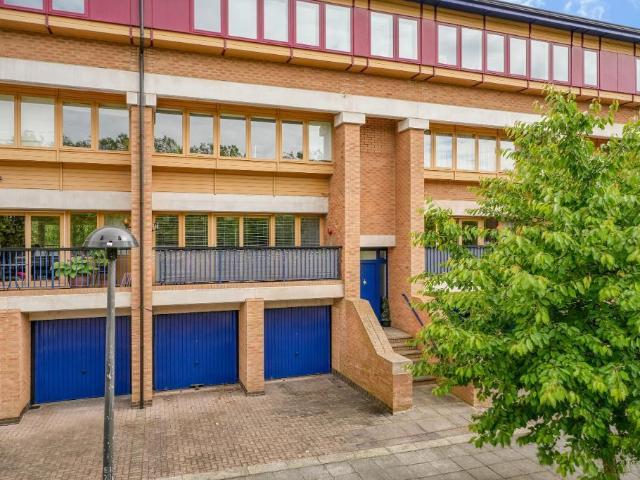 House for sale in Milton Keynes