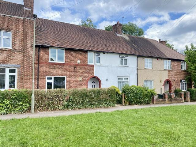 House for sale in Burnt Oak, Greater London