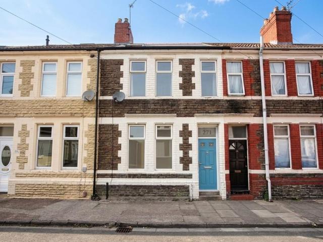 House for sale in Plasnewydd, Falcon Lodge