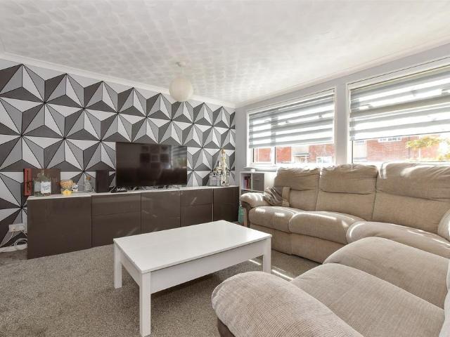 House for sale in Pan Meadows, Shide