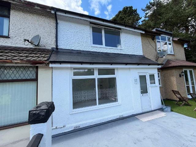 House for sale in Badminton, Vale