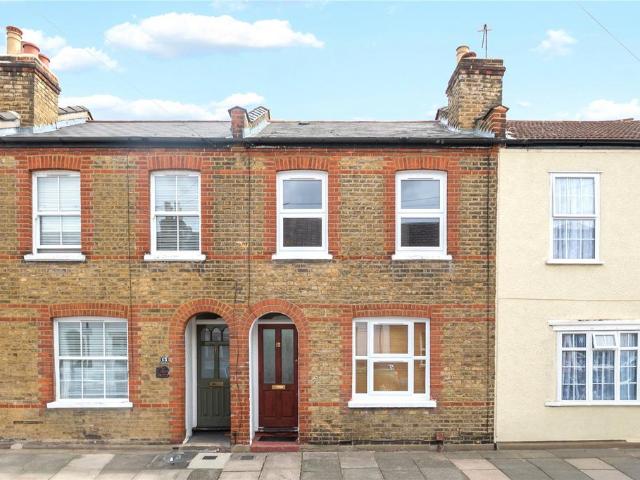 House for sale in Strawberry Hill, Greater London