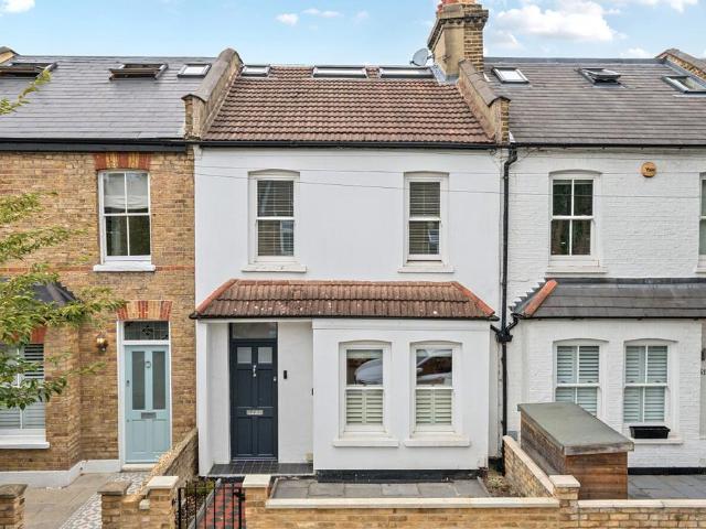 House for sale in London Borough of Merton, South Wimbledon