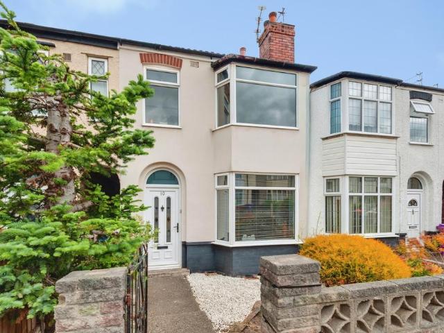House for sale in Calderstones