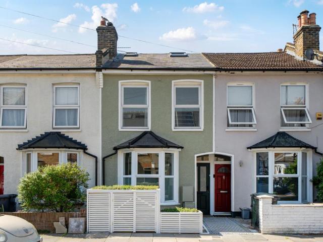 House for sale in London Borough of Lewisham, Greater London