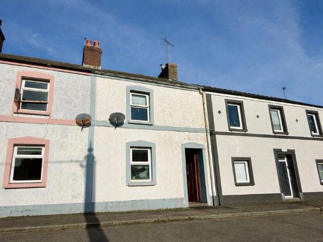 House for sale in Narberth, Wales
