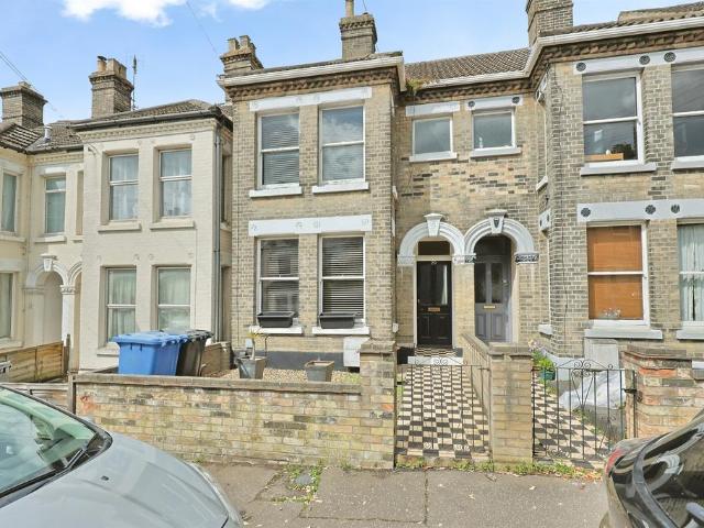House for sale in East Bank, Norfolk