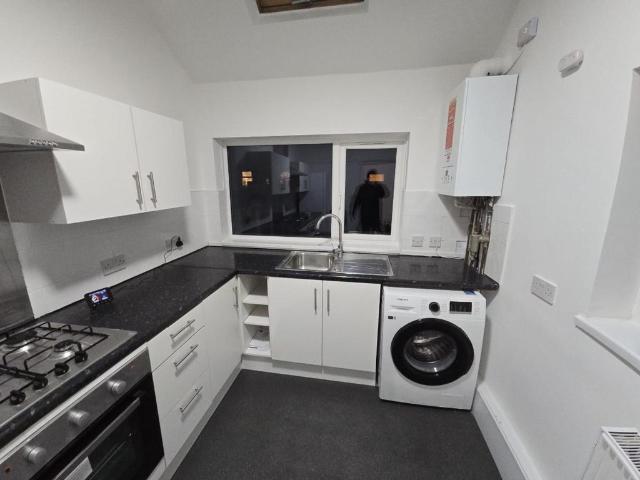 House for sale in Georgia, Greater Manchester
