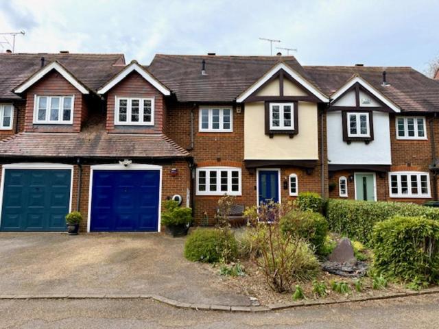 House for sale in Pouchen End, Hertfordshire