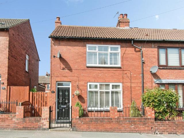 House for sale in Glasshoughton, Castleford