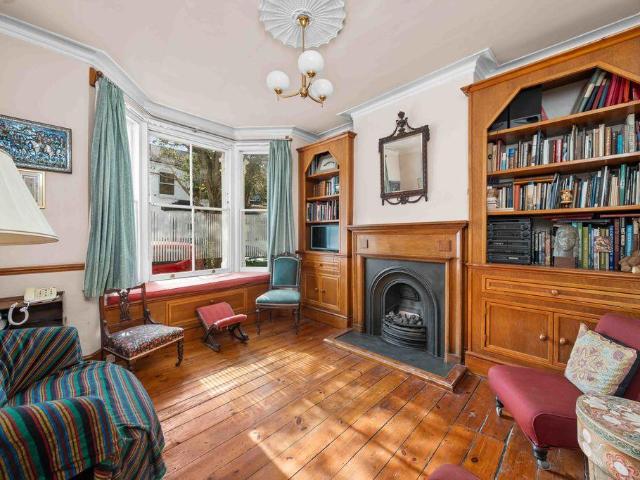 House for sale in London Borough of Hammersmith and Fulham, Greater London