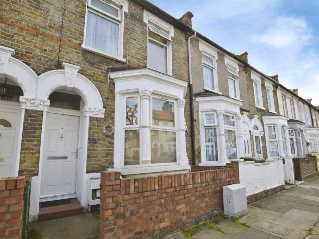 House for sale in Plaistow, Greater London