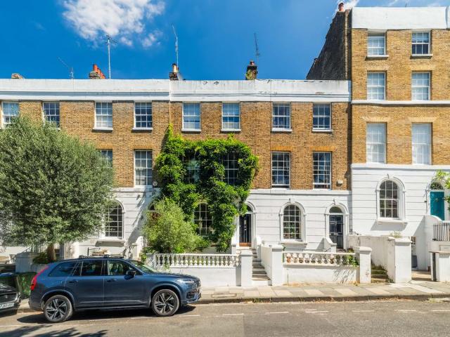 House for sale in Greenwich Town Centre, Greater London