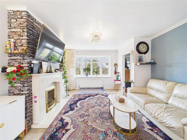 House for sale in Feckenham, City Of Bristol