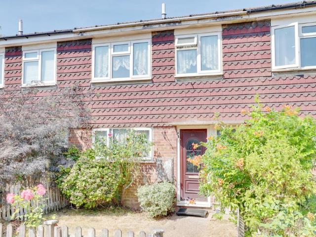 House for sale in The Butts, Kent
