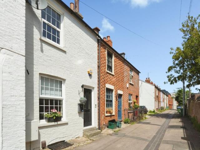 House for sale in Golden Valley, Gloucestershire