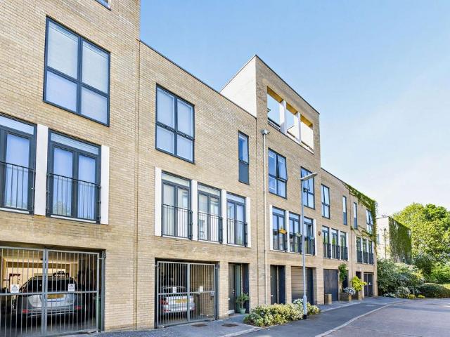 House for sale in Arbury, Cambridgeshire