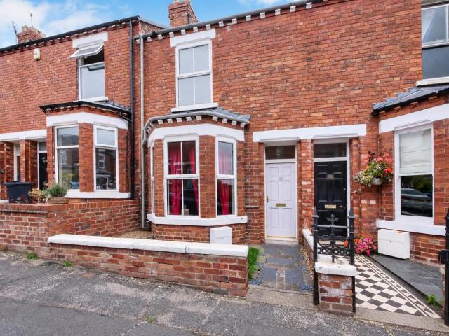 House for sale in Holgate, High Field