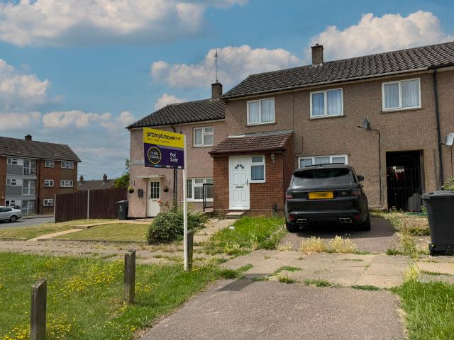 House for sale in Lewsey Farm, Luton