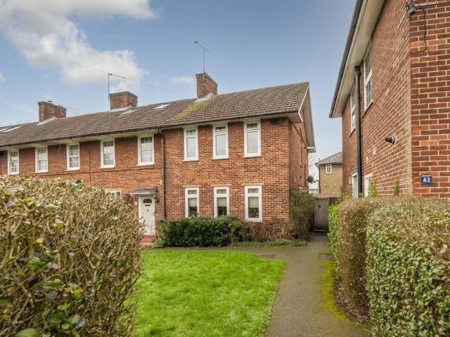 House for sale in Roehampton, Greater London