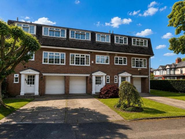 House for sale in Gatley, Greater Manchester