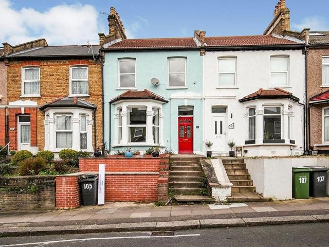 House for sale in London Borough of Lewisham, Greater London