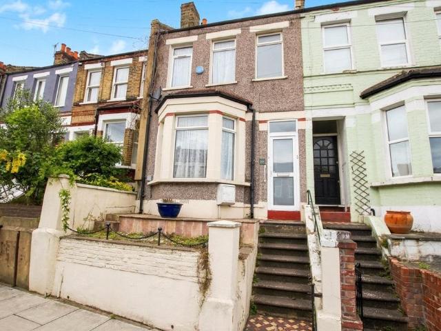 House for sale in Glyndon, Plumstead