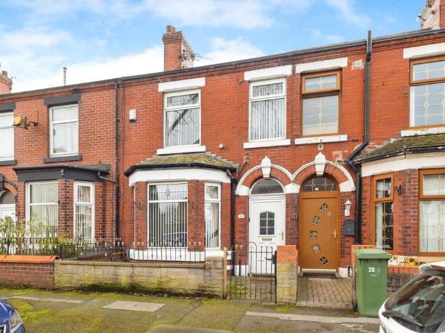 House for sale in Guide Bridge, Greenheys