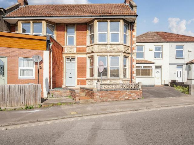 House for sale in Feckenham, City Of Bristol