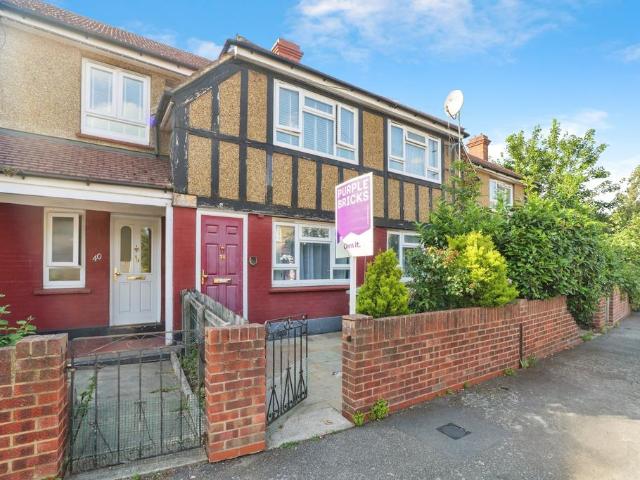 Flat for sale in Beckton, Greater London