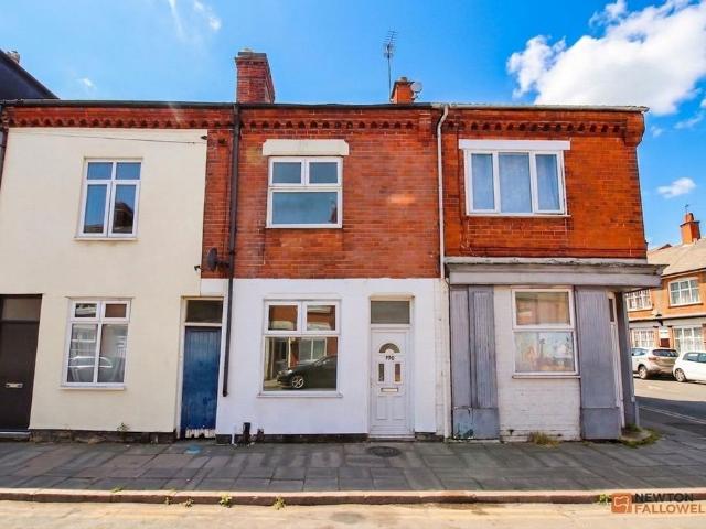 House for sale in Black Friars, Old Wharf