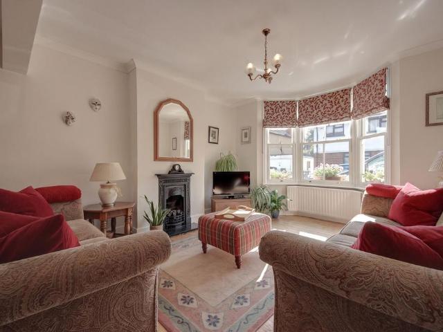 House for sale in Bushey, Hertsmere